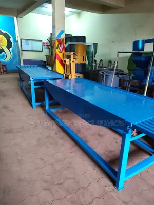 Kafum Engineering Vibrating Table Machine