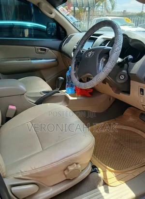 Toyota Hilux Double Cabin 2013