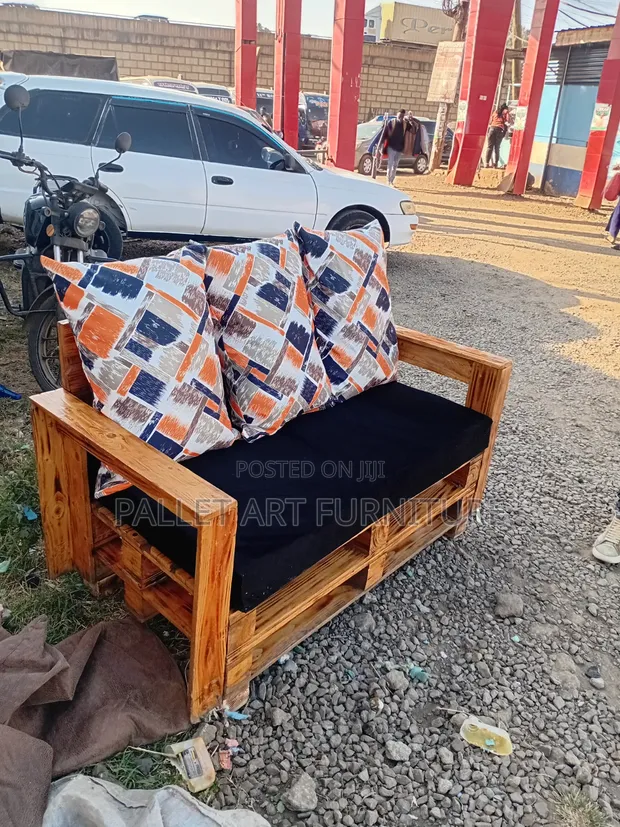 Pallet Seat - Brand New - 1