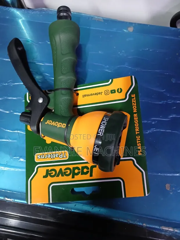 Jadever Plastic Trigger Nozzle - 1