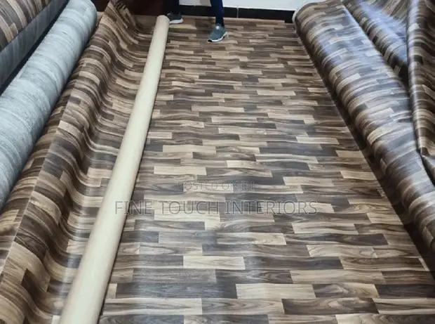 Wood-Effect Vinyl Floor Carpets - Brand New - 1