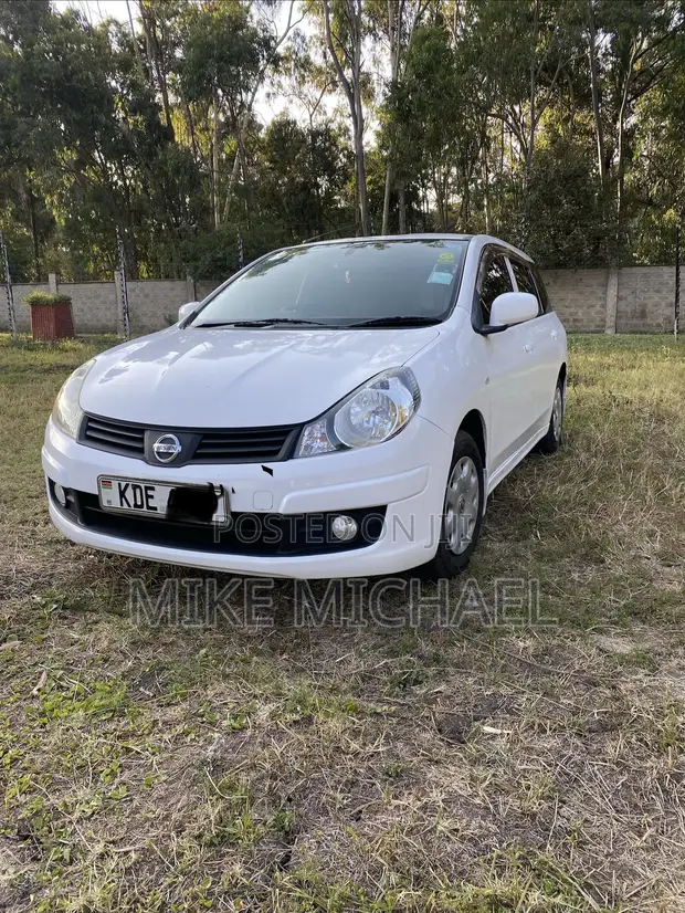 Nissan Advan 2012 White - 1
