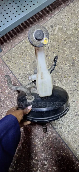 Toyota Sienta Brake Booster & Master Cylinder