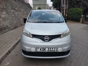Nissan NV200 2015 Nyeupe