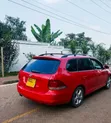 Volkswagen Golf 2011 Red - 2