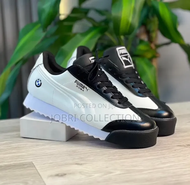 Puma Roma Sneakers - Black and White - 1