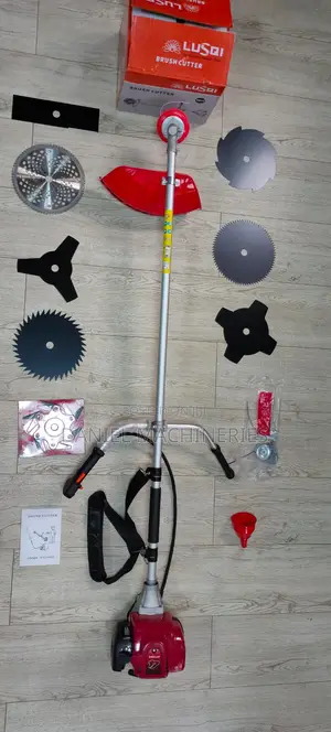 Lusqi 4-Stroke Brush Cutter with 9 Blades