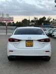 Mazda Axela 2018 Nyeupe - 5