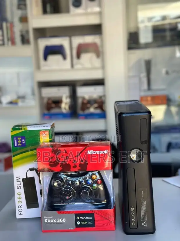 Xbox 360 Slim Chipped with 17 Games - 1