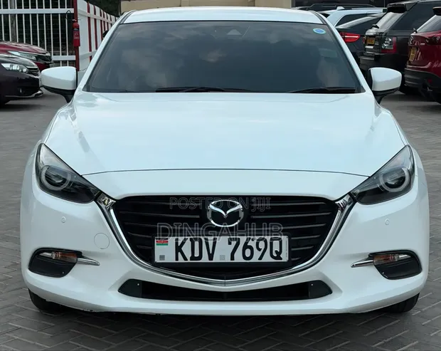 Mazda Axela 2018 White - 1
