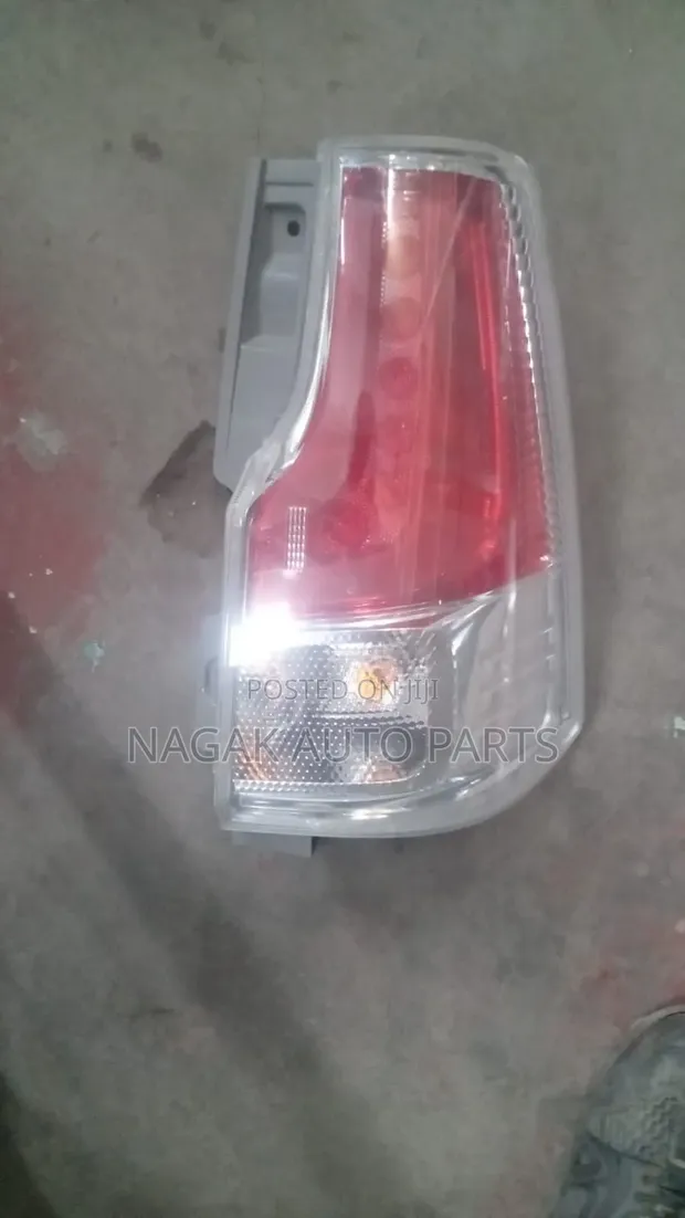 Suzuki Solio 2015 Tail Light (Used) - 1
