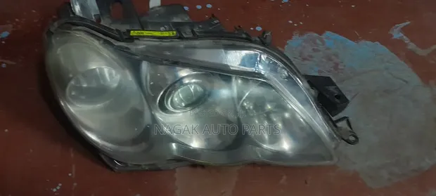 Toyota Mark X 2005-2008 Xenon Headlight (Ex-Japan) - 1