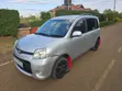 Toyota Sienta 1.5 FWD 2012 - White - 3