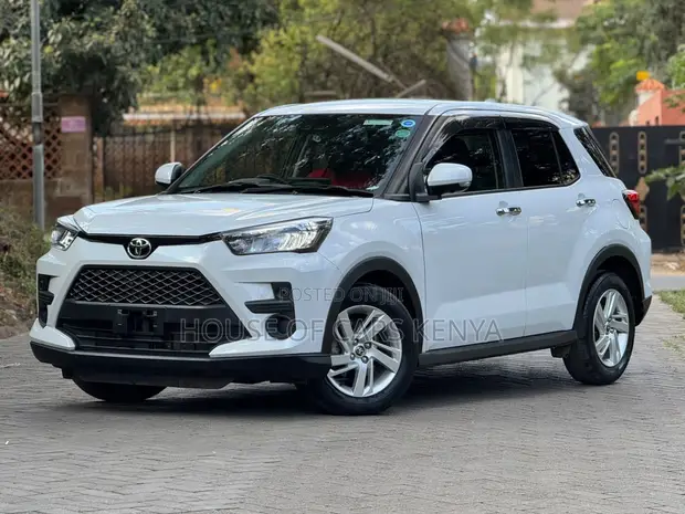 Toyota Raize 2019 White - 1