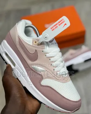Nike Air Max 1 Ultra Sneakers