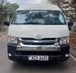 Toyota HiAce Commuter 2013 Nyeupe - 1