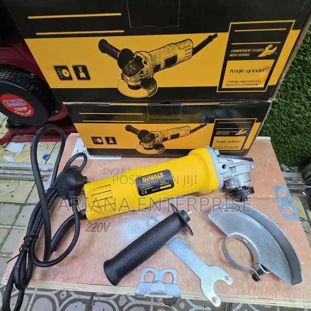 Dewalt Electric Angle Grinder 720W - 1
