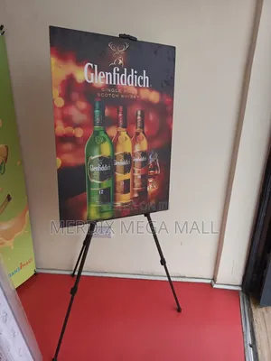 Professional Photostand Design & Printing