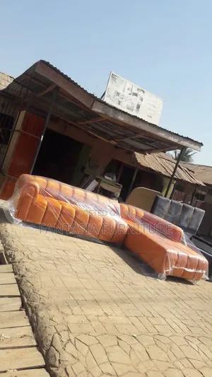 8 Seater L-Shaped Brown Bubble Sofa