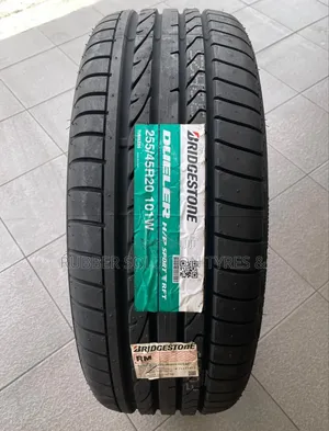 Bridgestone Dueler HP Sport 255/45 R20 101W Tyres