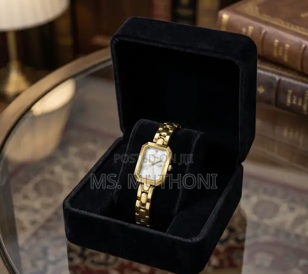 Scottie Minimalist Ladies Quartz Watch - 1