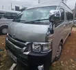 Toyota HiAce Commuter 2010 Nyeusi - 5