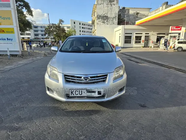 Toyota Axio 2012 Silver - 1