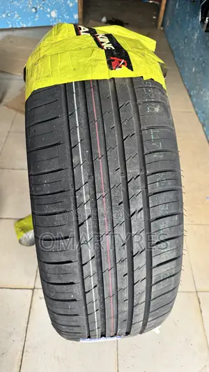 Roadking 225/55R18 Tyres | Premium Quality Car Tyres