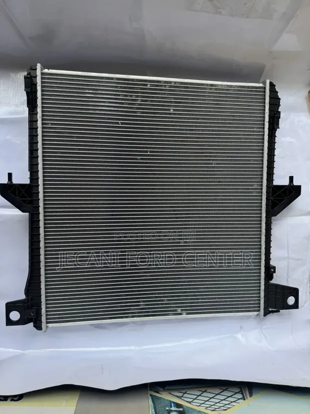 Ford Ranger Raptor/Wildtrak 2.0/3.0 Radiator - 1
