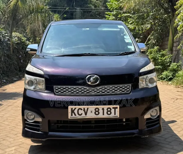 Toyota Voxy 2013 Burgundy - 1