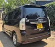 Toyota Voxy 2013 Burgundy - 2