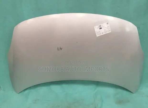 Nissan Latio N17 Bonnet (2013) - 1