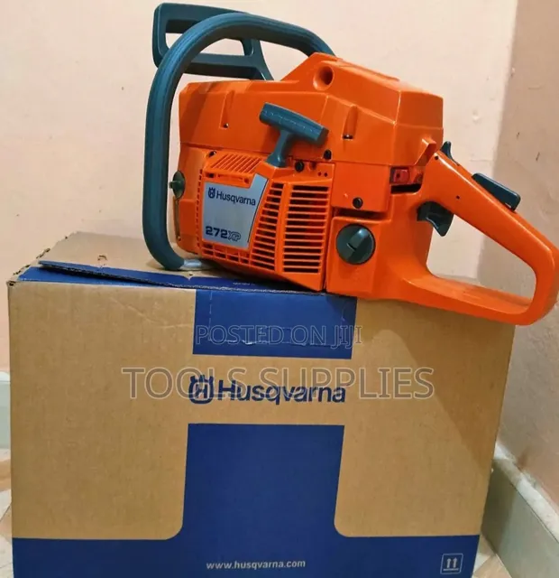 Husqvarna 272 Petrol Chainsaw - 1