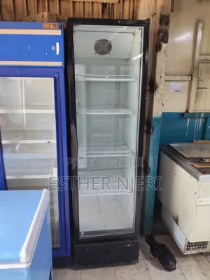 Black Display Counter Fridge - 600L, 5 Trays