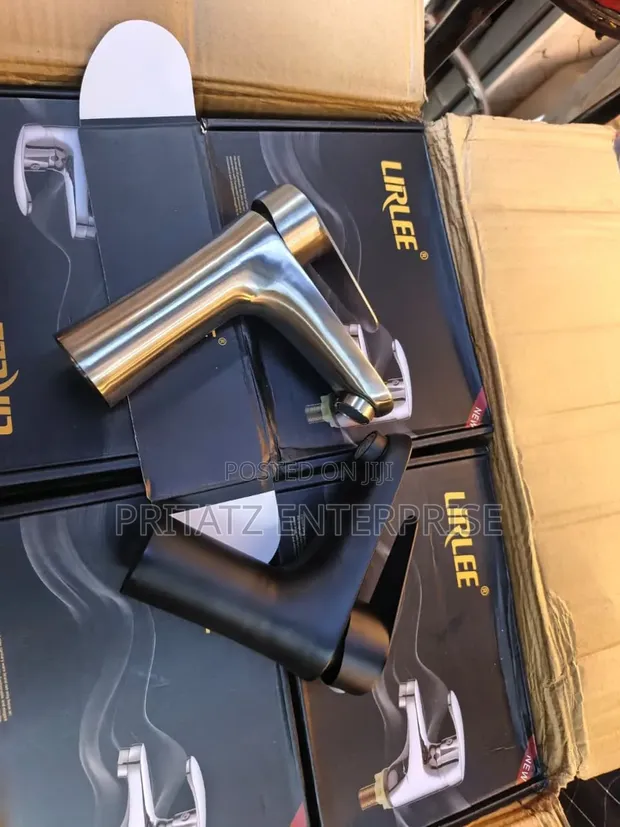 Basin Mixer Tap with Flex and Backnuts - 1