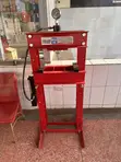 Sunshine Italy 30-Tonne Pneumatic & Hydraulic Shop Press - 2