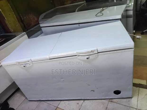 600L Ramtons Super Clean White Deep Freezer (Used) - 1
