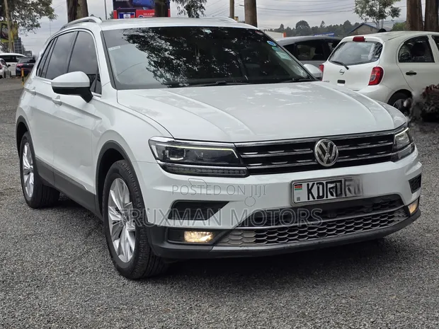 Volkswagen Tiguan 2018 White - 1
