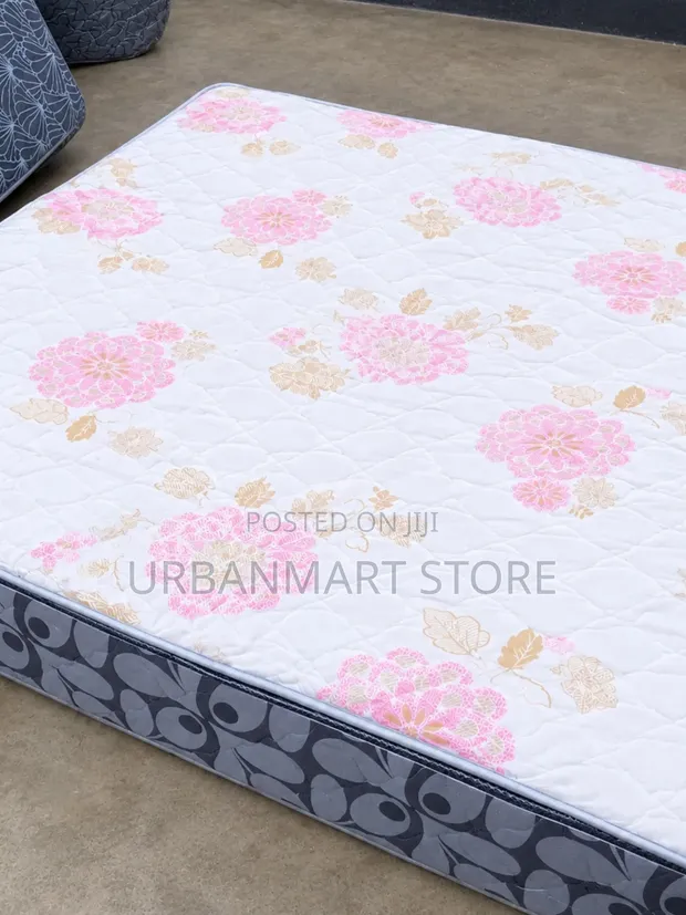 Brand New 5x6ft Memory Foam Mattress Topper - 1