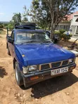 Nissan Pick-Up 1996 Blue - 1