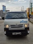 Toyota HiAce 2016 Nyeupe - 1