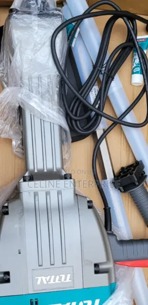 TOTAL 30KG Demolition Hammer - Heavy-Duty Electric Concrete Breaker