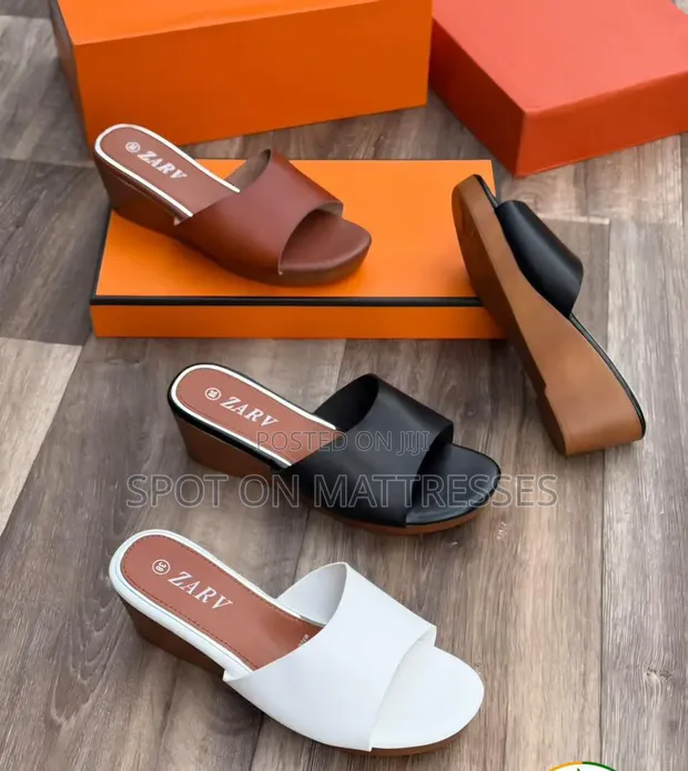 Ladies' Lightweight Wedge Shoes with Soft Inner Lining - 1