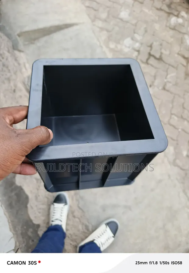 Plastic Mould Cubes for Concrete Testing - 1