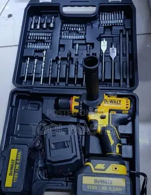 Brand New DeWalt 118V Cordless Hammer Drill Kit