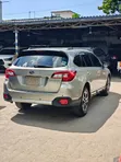 Subaru Outback 2017 Brown - 2