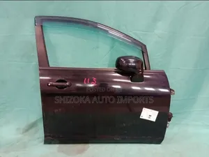 Nissan Tiida C11 2011 Right Front Door Assembly