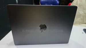 Apple MacBook Pro 2024 M4 16GB RAM 512GB SSD