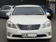 Toyota Crown 2010 White - 1