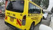 Toyota HiAce 2011 - Njano - 1